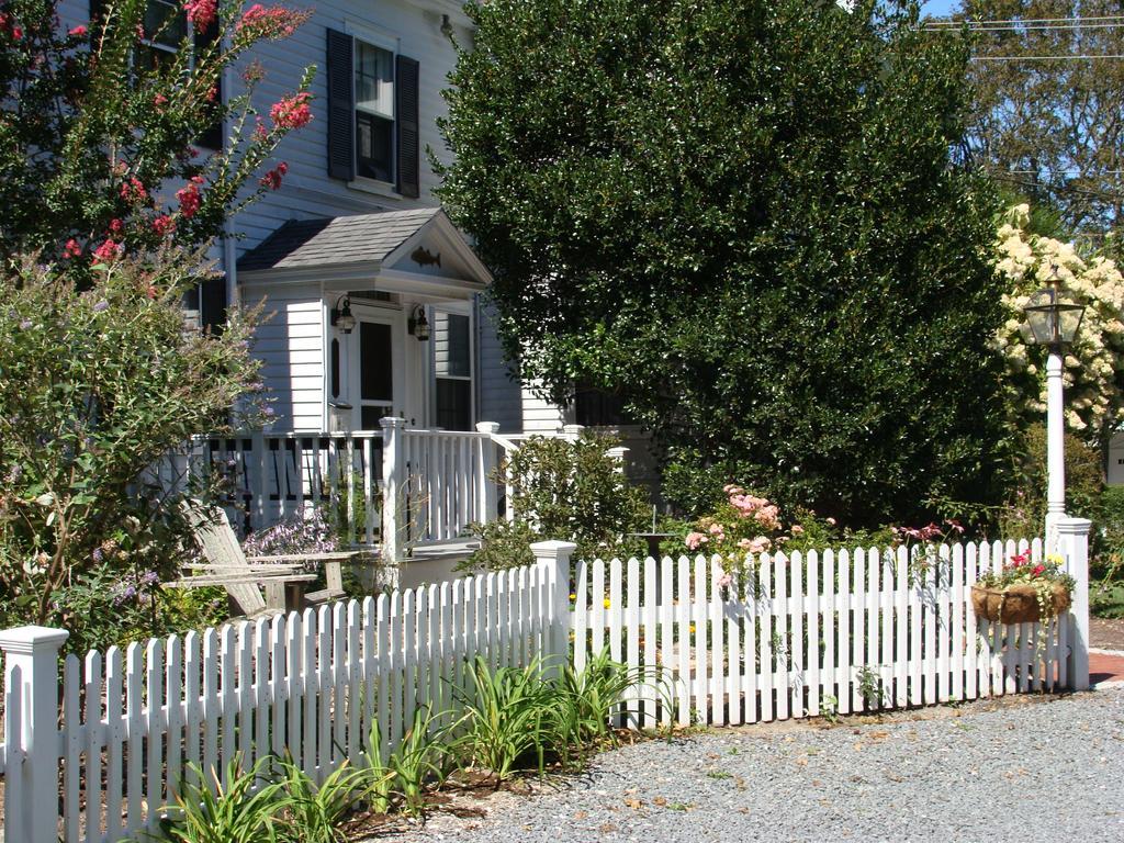 Candleberry Inn On Cape Cod Brewster Eksteriør billede